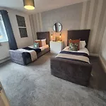 Elegant Flat In - Sleeps 8 - Garden * בריסטול