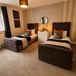Elegant Flat In - Sleeps 8 - Garden Бристоль
