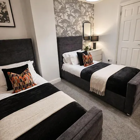 Appartement Elegant Flat In - Sleeps 8 - Garden