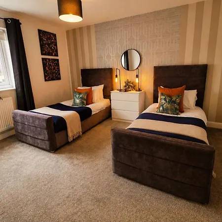 Elegant Flat In - Sleeps 8 - Garden Bristol