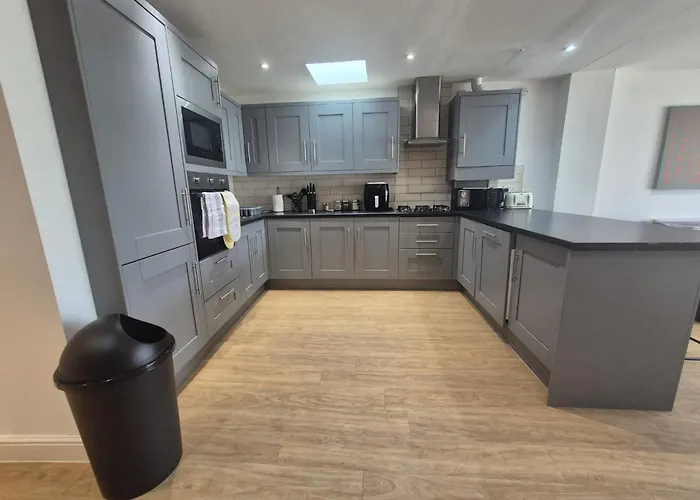 Boutique Abode In - Garden Apartment *